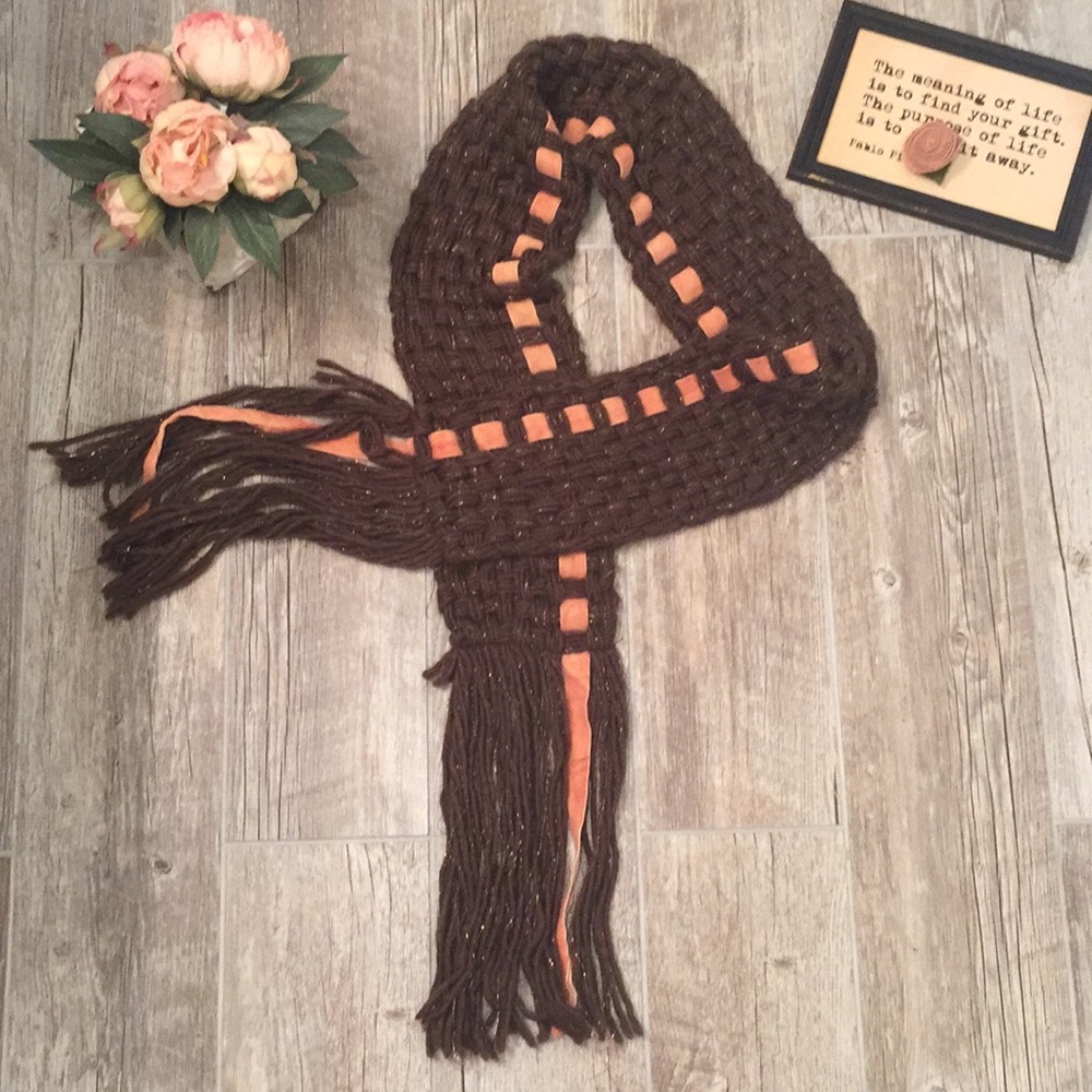 LIKE NEW Fossil Brown/Orange ribbon winter scarf